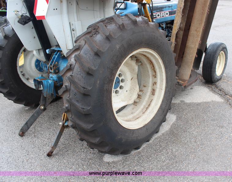 image for item J1136 Ford 5030 tractor