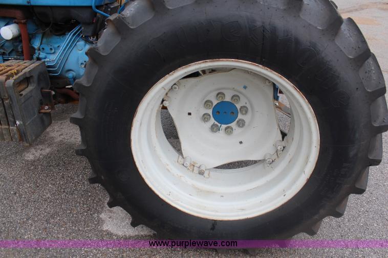 image for item J1136 Ford 5030 tractor