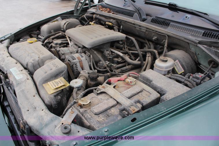 image for item J1155 2001 Dodge Durango SUV