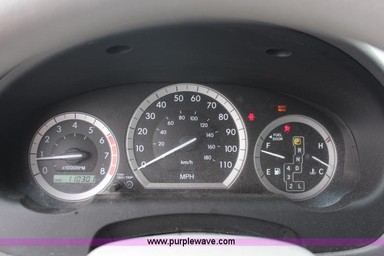 image for item J1156 2005 Toyota Sienna van