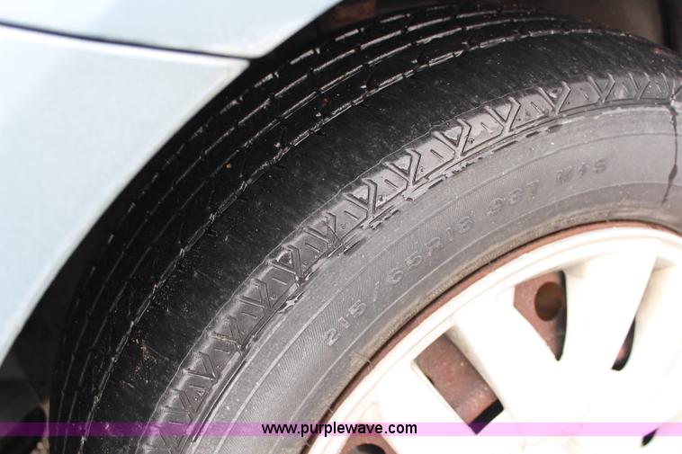 image for item J1156 2005 Toyota Sienna van