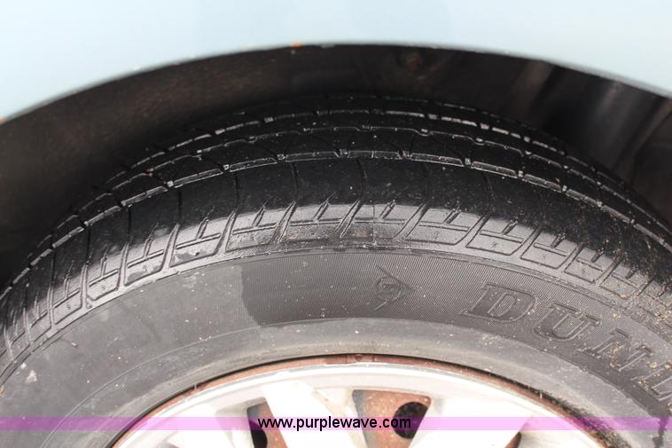 image for item J1156 2005 Toyota Sienna van