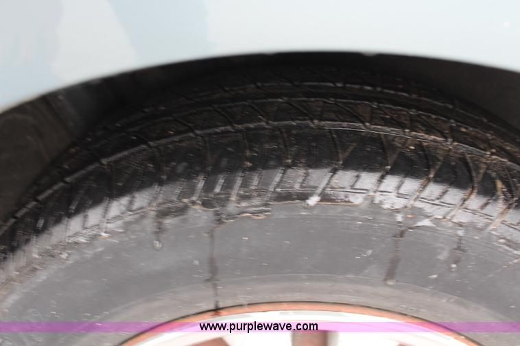 image for item J1156 2005 Toyota Sienna van