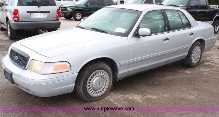 image for item J1177 2001 Ford Crown Victoria Police Interceptor