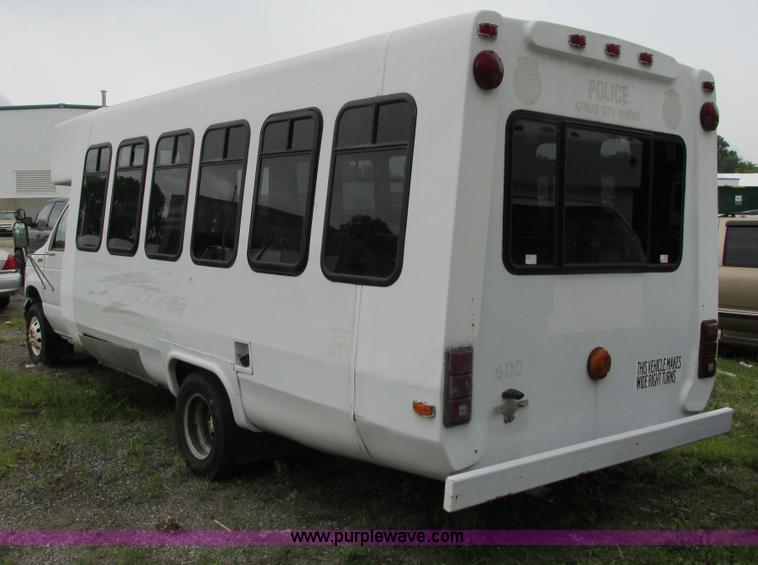 image for item J1184 1998 Ford Econoline E450 transit bus
