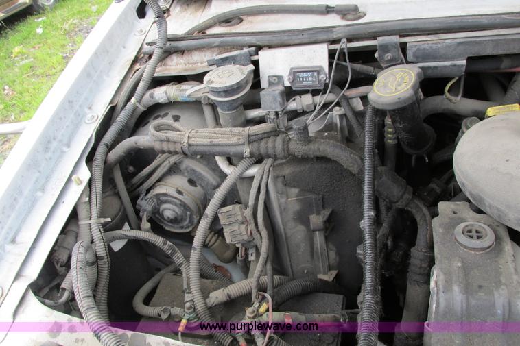 image for item J1184 1998 Ford Econoline E450 transit bus