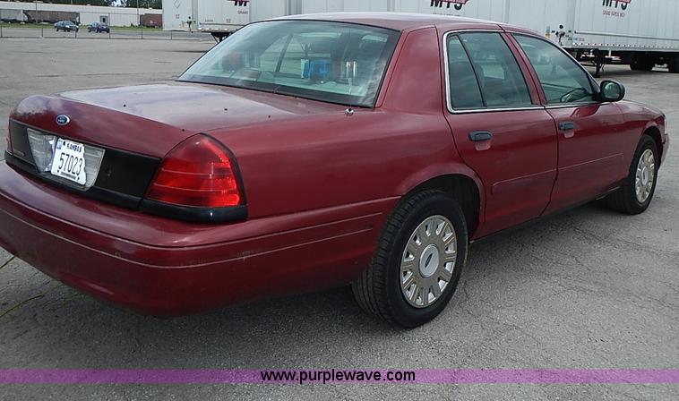 image for item J1195 2003 Ford Crown Victoria Police Interceptor