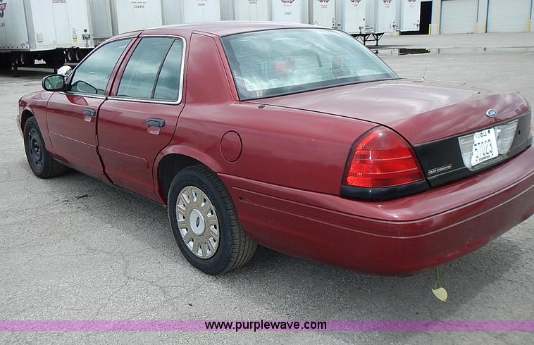 image for item J1195 2003 Ford Crown Victoria Police Interceptor