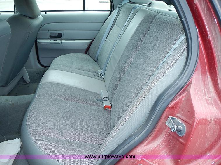 image for item J1195 2003 Ford Crown Victoria Police Interceptor