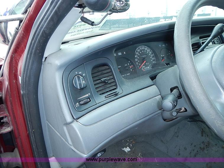 image for item J1195 2003 Ford Crown Victoria Police Interceptor