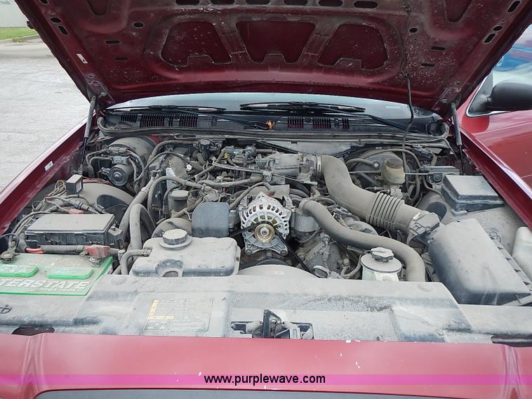 image for item J1195 2003 Ford Crown Victoria Police Interceptor