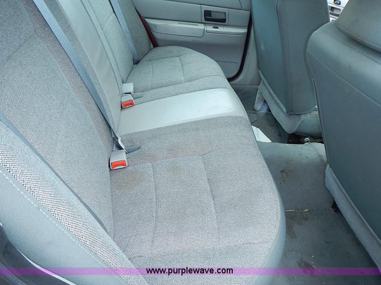 image for item J1195 2003 Ford Crown Victoria Police Interceptor