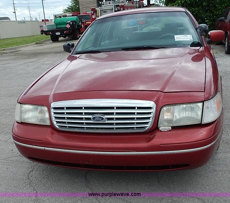 image for item J1196 1999 Ford Crown Victoria Police Interceptor