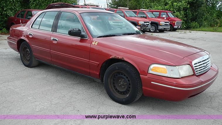 image for item J1196 1999 Ford Crown Victoria Police Interceptor