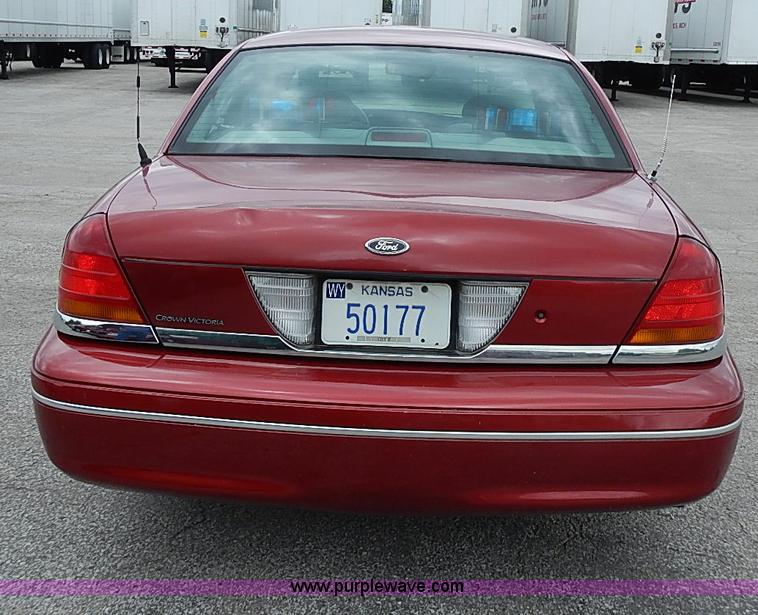 image for item J1196 1999 Ford Crown Victoria Police Interceptor