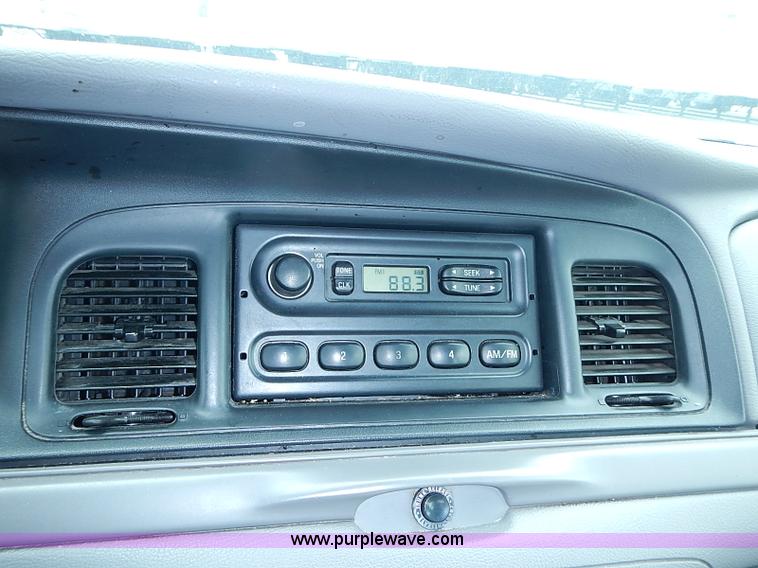 image for item J1196 1999 Ford Crown Victoria Police Interceptor