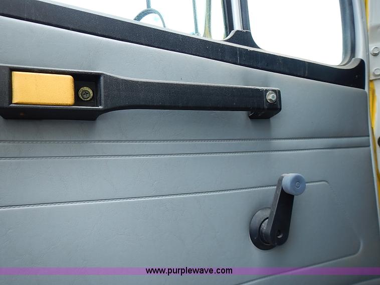 image for item J1231 1995 Freightliner FL70 Emergency truck