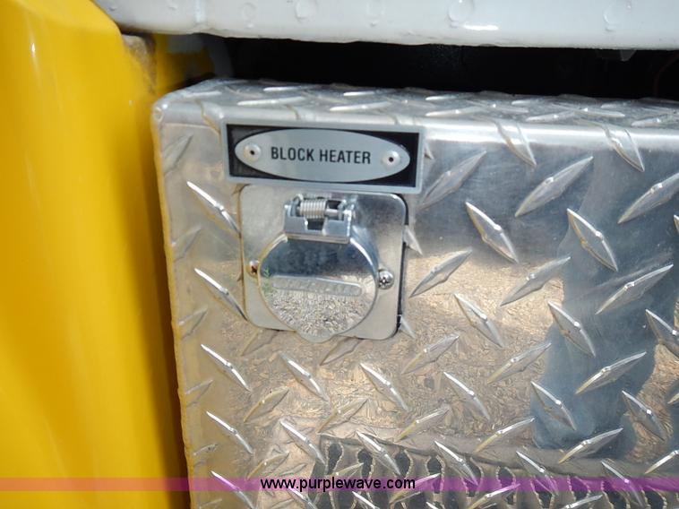 image for item J1231 1995 Freightliner FL70 Emergency truck