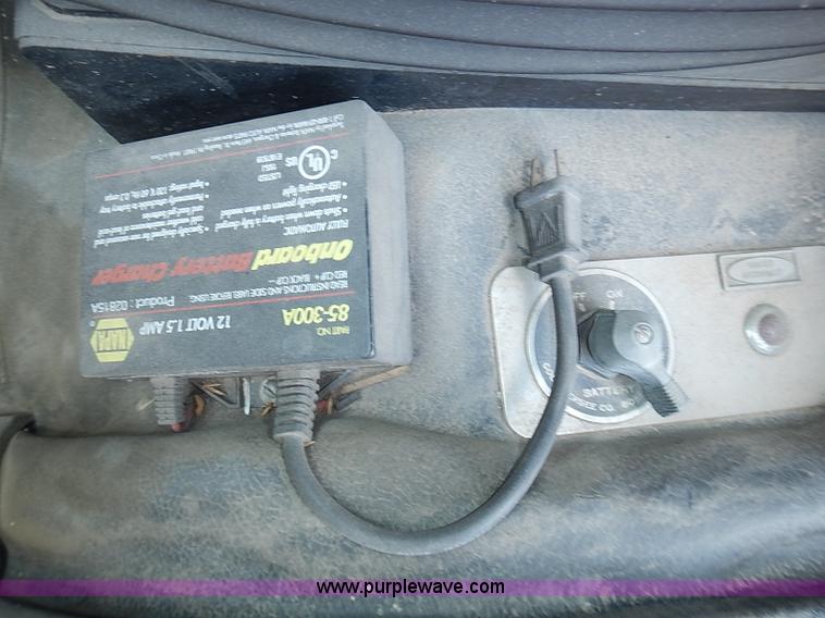 image for item J1231 1995 Freightliner FL70 Emergency truck