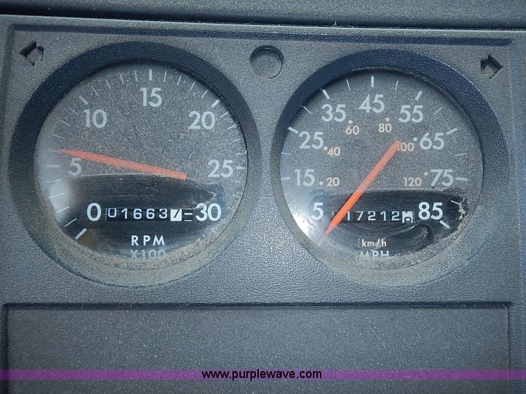 image for item J1231 1995 Freightliner FL70 Emergency truck