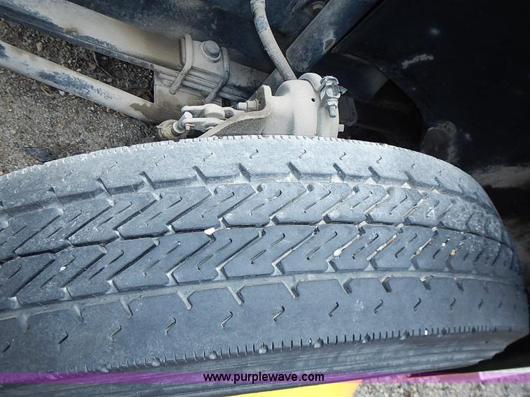 image for item J1231 1995 Freightliner FL70 Emergency truck