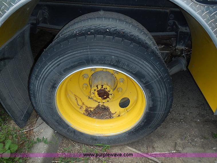 image for item J1231 1995 Freightliner FL70 Emergency truck