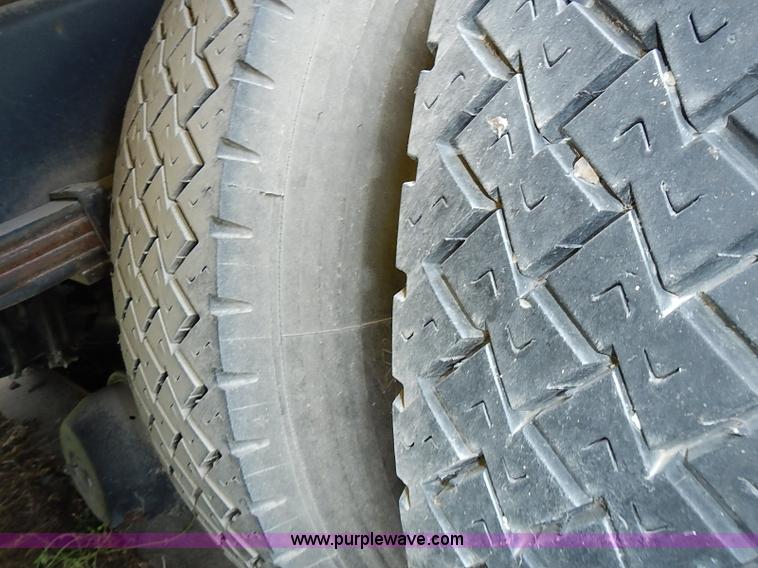 image for item J1231 1995 Freightliner FL70 Emergency truck