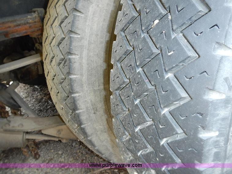 image for item J1231 1995 Freightliner FL70 Emergency truck