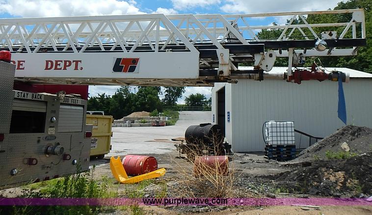 image for item J1237 1984 Pierce fire truck