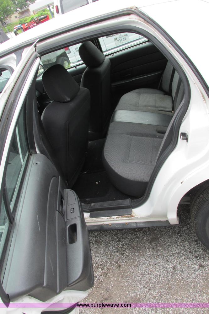 image for item J2185 2006 Ford Crown Victoria Police Interceptor