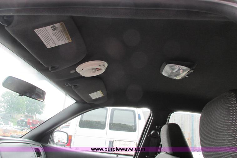 image for item J2185 2006 Ford Crown Victoria Police Interceptor