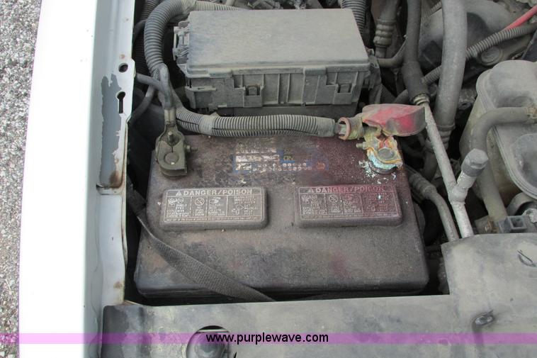 image for item J2185 2006 Ford Crown Victoria Police Interceptor