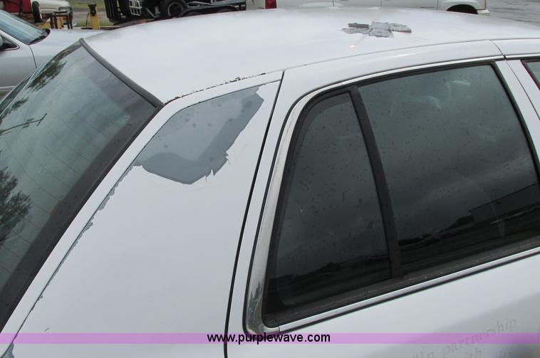 image for item J2199 2003 Ford Crown Victoria Police Interceptor