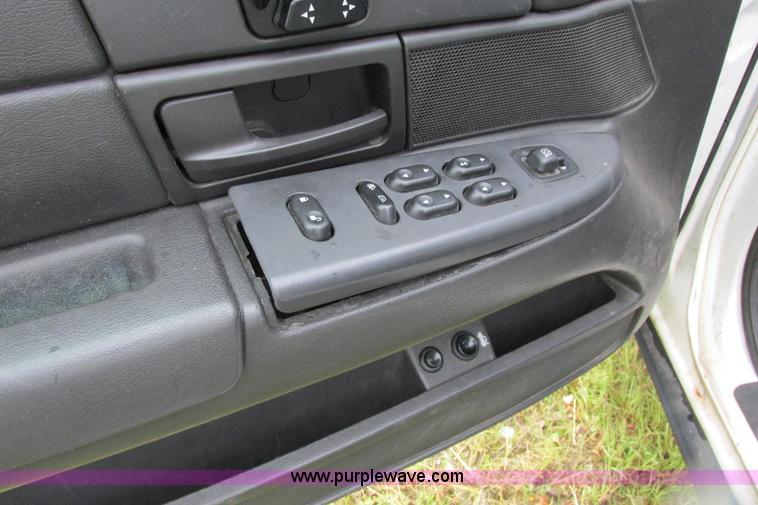 image for item J2199 2003 Ford Crown Victoria Police Interceptor