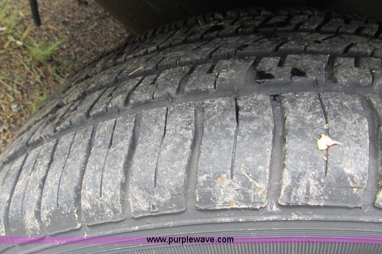 image for item J2199 2003 Ford Crown Victoria Police Interceptor