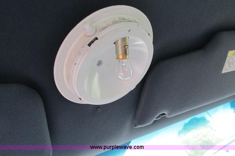 image for item J2201 2000 Ford Crown Victoria Police Interceptor