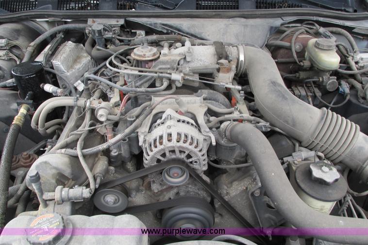 image for item J2201 2000 Ford Crown Victoria Police Interceptor