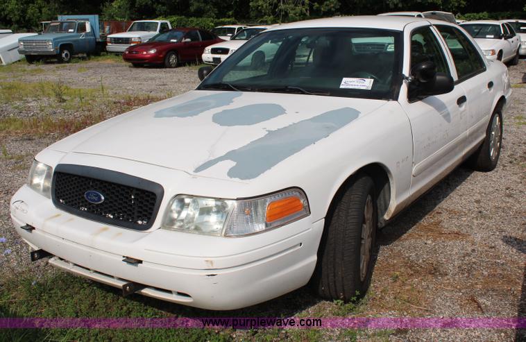 image for item J2204 2008 Ford Crown Victoria Police Interceptor