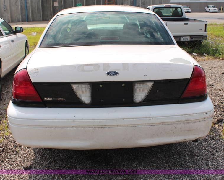 image for item J2204 2008 Ford Crown Victoria Police Interceptor