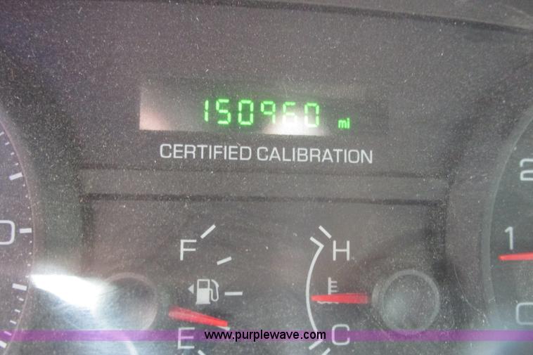 image for item J2204 2008 Ford Crown Victoria Police Interceptor