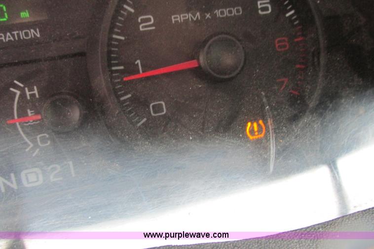 image for item J2204 2008 Ford Crown Victoria Police Interceptor