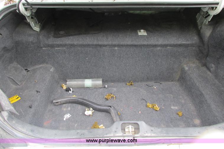 image for item J2204 2008 Ford Crown Victoria Police Interceptor