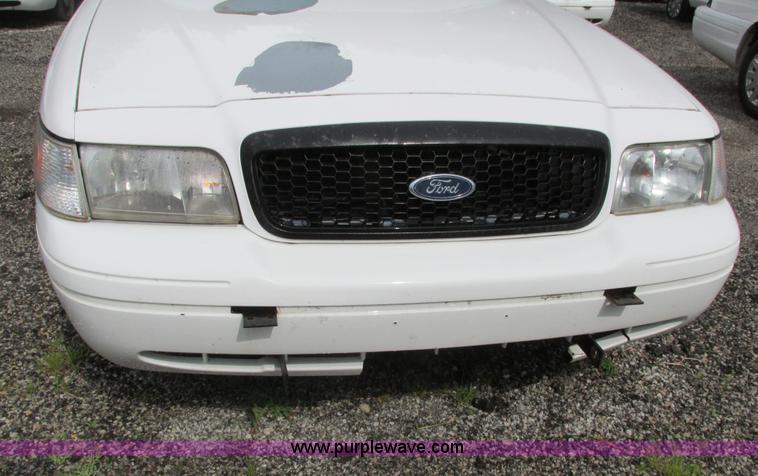 image for item J2205 2008 Ford Crown Victoria Police Interceptor