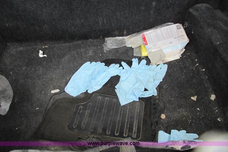 image for item J2205 2008 Ford Crown Victoria Police Interceptor