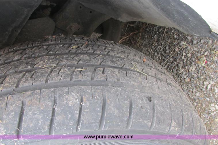 image for item J2206 2002 Ford Crown Victoria Police Interceptor