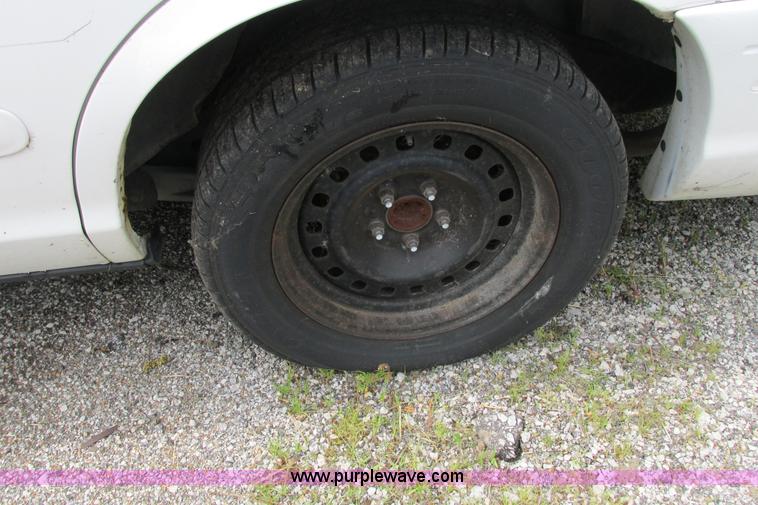 image for item J2206 2002 Ford Crown Victoria Police Interceptor