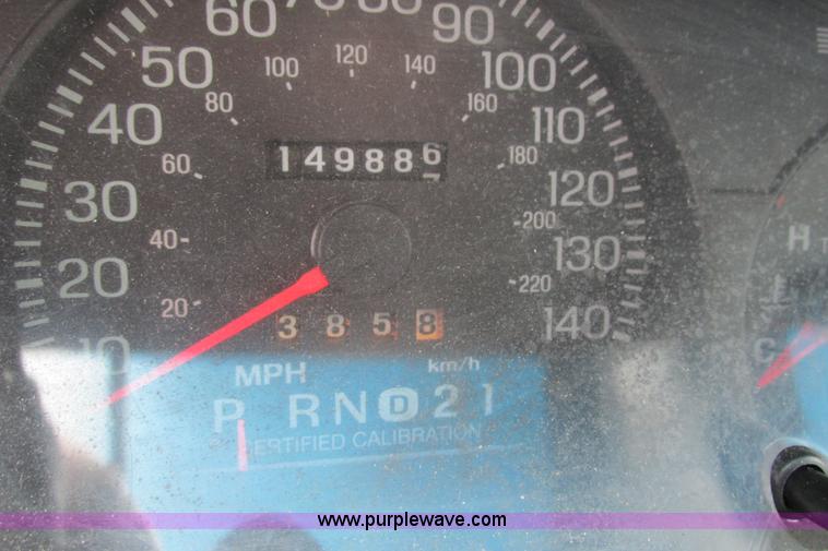 image for item J2206 2002 Ford Crown Victoria Police Interceptor