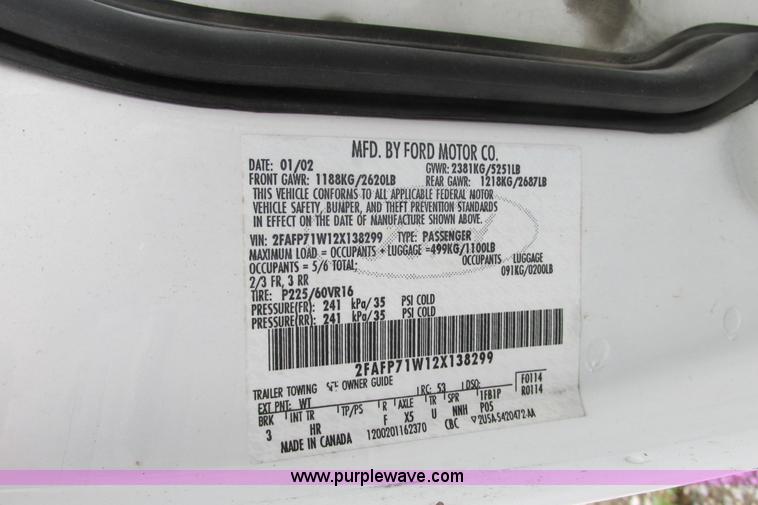 image for item J2206 2002 Ford Crown Victoria Police Interceptor