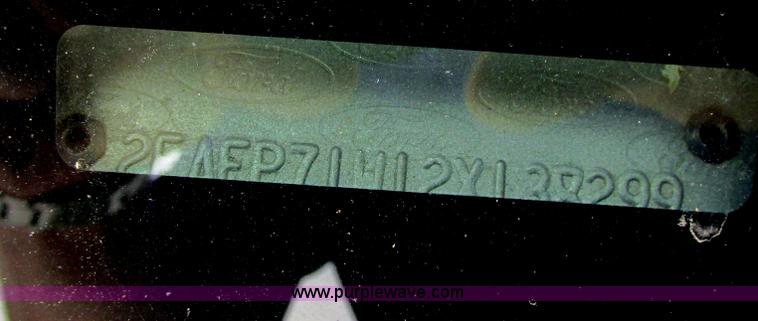 image for item J2206 2002 Ford Crown Victoria Police Interceptor