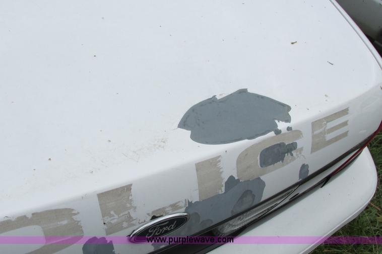 image for item J2210 2008 Ford Crown Victoria Police Interceptor